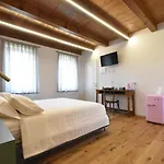 Residenza Vesentini パストレンゴ