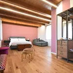 Residenza Vesentini ベッド・アンド・ブレックファスト パストレンゴ