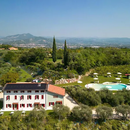 ベッド・アンド・ブレックファスト Residenza Vesentini パストレンゴ