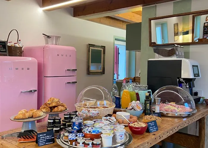 Alojamento de Acomodação e Pequeno-almoço Residenza Vesentini *