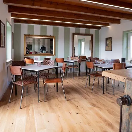 Residenza Vesentini * باسترينغو